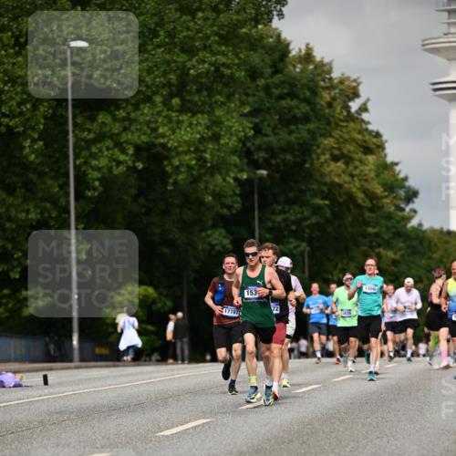 29.06.2025 - hella hamburg halbmarathon Dr. Thomas Lammeyer http://msf.ph/oto/8272667 29.06.2025 10:15:15 Kennedybrücke 1166, 1531, 1866, 1992, 4227, 5379, 5440, 5990, 5991, 8807, 8810, 9169, 9191, 10372, 11321 meine-sportfotos.de