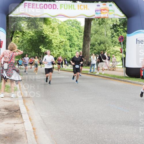 29.06.2025 - hella hamburg halbmarathon MichiJ http://msf.ph/oto/8272702 29.06.2025 10:56:02 Zwischen KM18-KM19 1406, 2942, 3025, 3262, 5176, 6028, 6083, 9674, 12653, 15012, 15858, 17439, 18616, 18617 meine-sportfotos.de