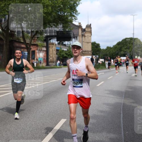 29.06.2025 - hella hamburg halbmarathon Yannick Fuchs http://msf.ph/oto/8272733 29.06.2025 10:37:04 20KM 1312, 1353, 1700, 2233, 4235, 4823, 5436, 6721, 6770, 7035, 7448, 7693, 7734, 7765, 7865, 9371, 9833, 10216, 10469, 11907, 12839, 13446, 14447, 14560, 14811, 14813, 15095, 15175, 15270, 15297, 15301, 15535, 16295, 16333, 16507, 16626, 16660, 16677, 17000, 17016, 17177, 17363, 17733, 17864, 17911, 18275, 18330, 18559, 18632, 18659, 18680, 18920 meine-sportfotos.de