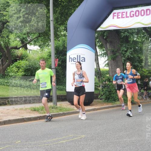 29.06.2025 - hella hamburg halbmarathon KatJ http://msf.ph/oto/8272829 29.06.2025 10:40:01 Zwischen KM18-KM19 1706, 2111, 2444, 3208, 3209, 4837, 5169, 5194, 6164, 6390, 7130, 7786, 8390, 8447 meine-sportfotos.de