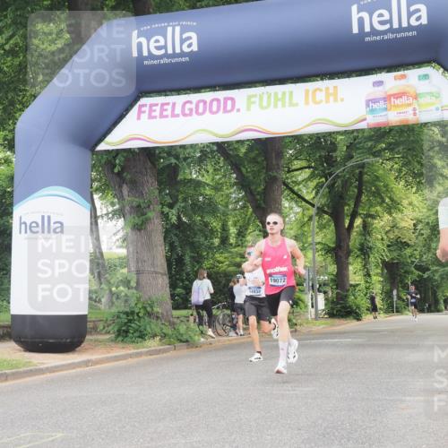29.06.2025 - hella hamburg halbmarathon KatJ http://msf.ph/oto/8272846 29.06.2025 10:08:58 Zwischen KM18-KM19  meine-sportfotos.de