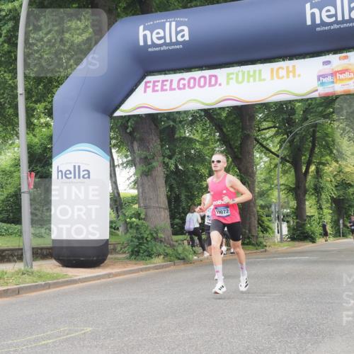29.06.2025 - hella hamburg halbmarathon KatJ http://msf.ph/oto/8272893 29.06.2025 10:08:58 Zwischen KM18-KM19  meine-sportfotos.de