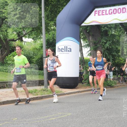 29.06.2025 - hella hamburg halbmarathon KatJ http://msf.ph/oto/8272934 29.06.2025 10:40:02 Zwischen KM18-KM19 1706, 2444, 3208, 3209, 5169, 5194, 6390, 7130, 7786, 8390, 8447 meine-sportfotos.de