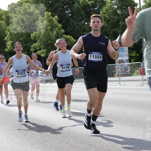 29.06.2025 - hella hamburg halbmarathon Jannik Wohlers http://msf.ph/oto/8273008 29.06.2025 10:01:49 Lombardsbrücke 1432, 1453, 2142, 2322, 2323, 3169, 4985, 5763, 6166, 6295, 6322, 7031, 7223, 7243, 9020, 9021, 9156, 9353, 9741, 9928, 10866, 11554, 11871, 11938, 12315, 12316, 12491, 12837, 14574, 14660, 14677, 14838, 15008, 15901, 16420, 16614, 16634, 16723, 18130, 18240, 19162, 19240 meine-sportfotos.de