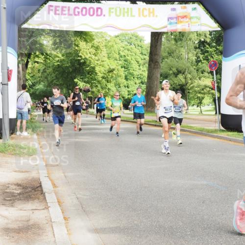 29.06.2025 - hella hamburg halbmarathon MichiJ http://msf.ph/oto/8273058 29.06.2025 10:31:25 Zwischen KM18-KM19 4080, 5011, 5506, 7026, 7865, 9534, 10251, 14813, 16224, 16333, 16648, 17403, 17516, 18680, 19009 meine-sportfotos.de