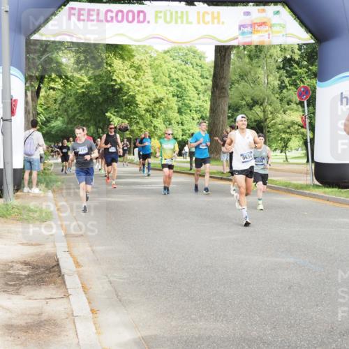 29.06.2025 - hella hamburg halbmarathon MichiJ http://msf.ph/oto/8273087 29.06.2025 10:31:25 Zwischen KM18-KM19 4080, 5011, 5506, 7026, 7865, 9534, 10251, 14813, 16224, 16333, 16648, 17403, 17516, 18680, 19009 meine-sportfotos.de