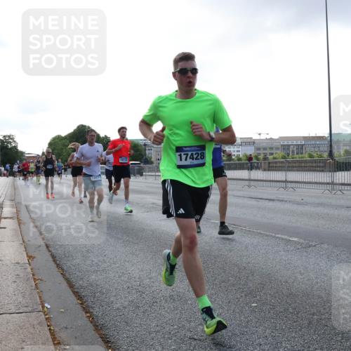 29.06.2025 - hella hamburg halbmarathon Lena Gebhardt http://msf.ph/oto/8273092 29.06.2025 09:45:03 Lombardsbrücke 18871, 18737, 17428, 14, 1065, 1758, 1827, 2021, 2746, 3201, 3845, 4678, 5269, 5367, 6619, 6781, 7349, 8473, 8731, 9381, 10156, 10486, 10848, 11169, 12049, 12287, 12337, 12369, 12595, 12900, 13838, 13956, 14140, 14164, 14289, 15268, 15576, 15583, 15672, 15880, 15883, 16157, 16377, 16508, 16713, 16736, 16818, 17354, 17428, 18567, 18699 meine-sportfotos.de