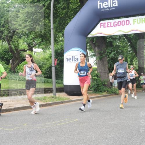 29.06.2025 - hella hamburg halbmarathon KatJ http://msf.ph/oto/8273114 29.06.2025 10:40:02 Zwischen KM18-KM19 1706, 2444, 3208, 3209, 5169, 5194, 6390, 7130, 7786, 8390, 8447 meine-sportfotos.de