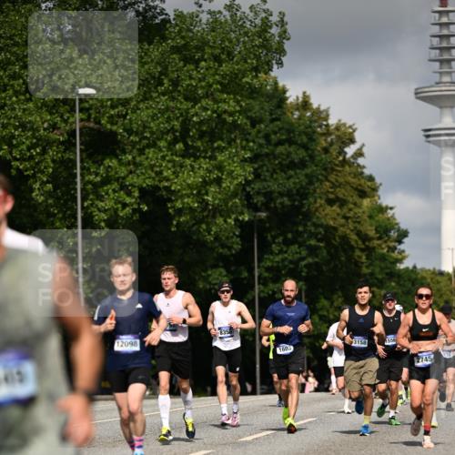 29.06.2025 - hella hamburg halbmarathon Dr. Thomas Lammeyer http://msf.ph/oto/8273216 29.06.2025 09:52:52 Kennedybrücke 1600, 1603, 2044, 2707, 2745, 2750, 2797, 2849, 2980, 3014, 3116, 4148, 4766, 5050, 5124, 5648, 6037, 6149, 6771, 7035, 7109, 7229, 8358, 8465, 9686, 9914, 10369, 11177 meine-sportfotos.de