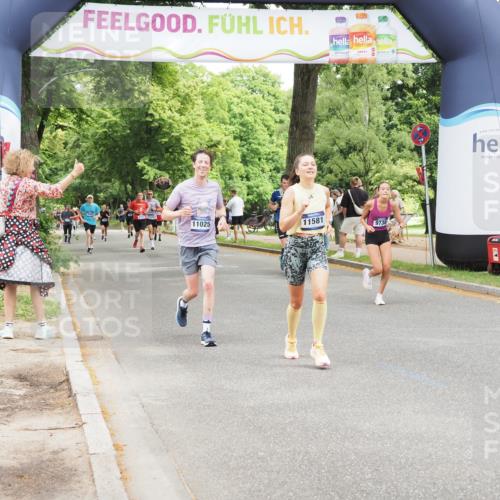 29.06.2025 - hella hamburg halbmarathon MichiJ http://msf.ph/oto/8273224 29.06.2025 10:56:08 Zwischen KM18-KM19 2942, 4649, 9738, 11581, 15012, 18616, 18617 meine-sportfotos.de