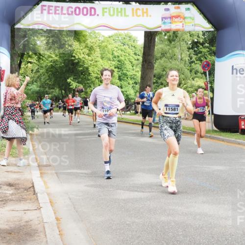 29.06.2025 - hella hamburg halbmarathon MichiJ http://msf.ph/oto/8273274 29.06.2025 10:56:08 Zwischen KM18-KM19 2942, 4649, 9738, 11581, 15012, 18616, 18617 meine-sportfotos.de