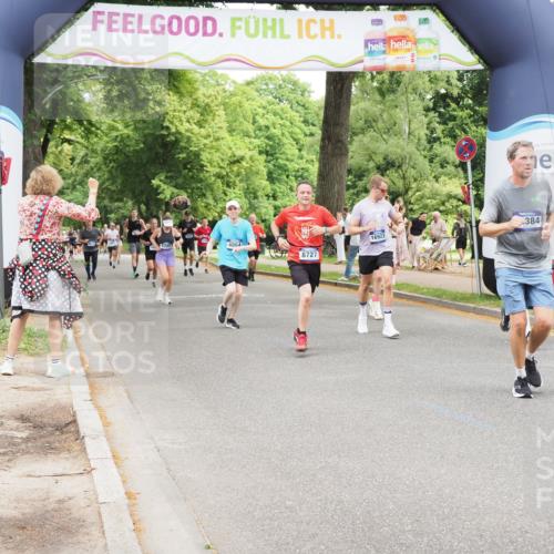 29.06.2025 - hella hamburg halbmarathon MichiJ http://msf.ph/oto/8273447 29.06.2025 10:56:14 Zwischen KM18-KM19 4649, 4864, 8727, 9738, 11025, 11581, 14384, 17239, 17296, 17985 meine-sportfotos.de