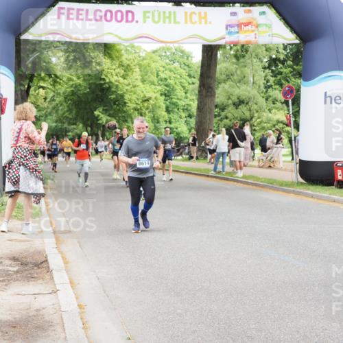 29.06.2025 - hella hamburg halbmarathon MichiJ http://msf.ph/oto/8273822 29.06.2025 10:56:22 Zwischen KM18-KM19 2288, 3091, 4962, 6295, 8614, 12492, 17985, 18218 meine-sportfotos.de