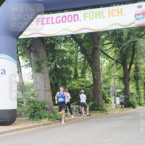 29.06.2025 - hella hamburg halbmarathon KatJ http://msf.ph/oto/8274139 29.06.2025 10:09:37 Zwischen KM18-KM19  meine-sportfotos.de