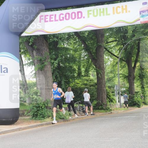 29.06.2025 - hella hamburg halbmarathon KatJ http://msf.ph/oto/8274235 29.06.2025 10:09:38 Zwischen KM18-KM19  meine-sportfotos.de