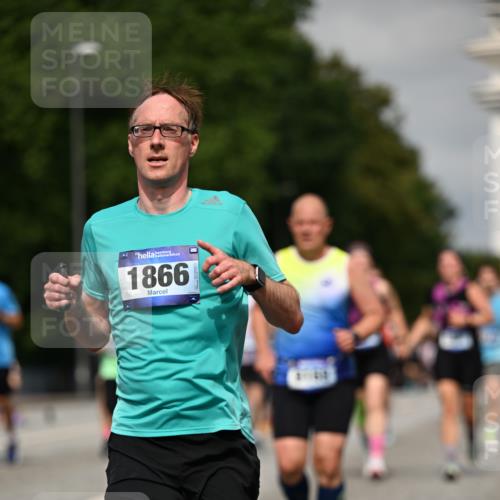 29.06.2025 - hella hamburg halbmarathon Dr. Thomas Lammeyer http://msf.ph/oto/8274241 29.06.2025 10:15:25 Kennedybrücke 1166, 1531, 1866, 1992, 4227, 5254, 5379, 5990, 5991, 7571, 9169, 9191, 10372, 10428, 11321 meine-sportfotos.de