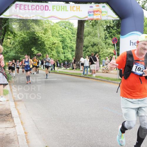 29.06.2025 - hella hamburg halbmarathon MichiJ http://msf.ph/oto/8274262 29.06.2025 10:56:28 Zwischen KM18-KM19 1032, 3091, 4204, 8614, 11987, 12492, 17988, 19190 meine-sportfotos.de