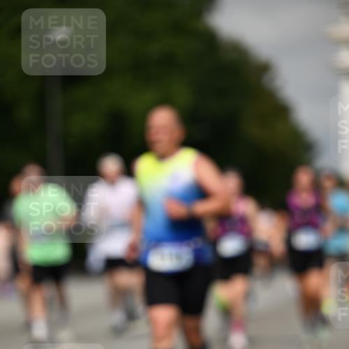 29.06.2025 - hella hamburg halbmarathon Dr. Thomas Lammeyer http://msf.ph/oto/8274302 29.06.2025 10:15:26 Kennedybrücke 1166, 1531, 1866, 1992, 4227, 5254, 5379, 5990, 5991, 7571, 9169, 9191, 10372, 10428, 11321 meine-sportfotos.de