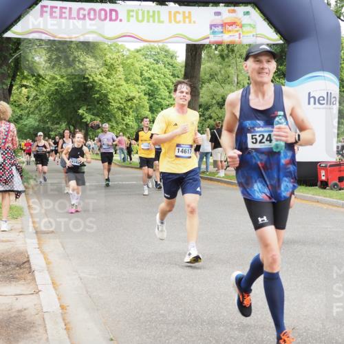 29.06.2025 - hella hamburg halbmarathon MichiJ http://msf.ph/oto/8274478 29.06.2025 10:56:33 Zwischen KM18-KM19 1032, 1850, 4204, 5191, 5242, 11525, 14617, 18429, 19190 meine-sportfotos.de