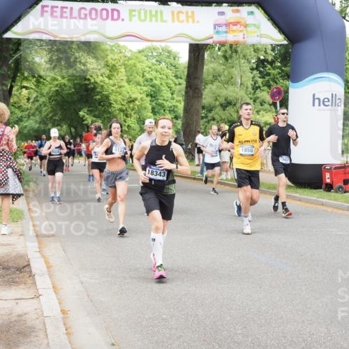 29.06.2025 - hella hamburg halbmarathon MichiJ http://msf.ph/oto/8274544 29.06.2025 10:56:35 Zwischen KM18-KM19 1850, 5191, 5242, 6664, 11525, 12457, 14617, 18343, 18429 meine-sportfotos.de