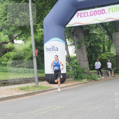 29.06.2025 - hella hamburg halbmarathon KatJ http://msf.ph/oto/8274557 29.06.2025 10:09:39 Zwischen KM18-KM19  meine-sportfotos.de