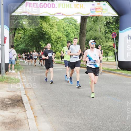 29.06.2025 - hella hamburg halbmarathon MichiJ http://msf.ph/oto/8274826 29.06.2025 10:31:33 Zwischen KM18-KM19 1735, 2415, 4080, 4318, 4425, 5477, 9114, 9534, 10099, 10493, 12153, 13897, 15706, 16338, 19229 meine-sportfotos.de