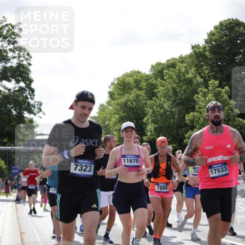 29.06.2025 - hella hamburg halbmarathon Jannik Wohlers http://msf.ph/oto/8274838 29.06.2025 10:02:02 Lombardsbrücke 1128, 1254, 1733, 2142, 2322, 2323, 2685, 2712, 3780, 3976, 4066, 5763, 6295, 6708, 6860, 7049, 7323, 7869, 8749, 9020, 9021, 9131, 9156, 9353, 9554, 10866, 11191, 11554, 11670, 11702, 11782, 11871, 12978, 13868, 13932, 14574, 14838, 15008, 15291, 16067, 16634, 17077, 17533, 17836, 17931, 17939, 18128, 18130, 18240, 18624, 19117, 19146, 19165, 19176 meine-sportfotos.de