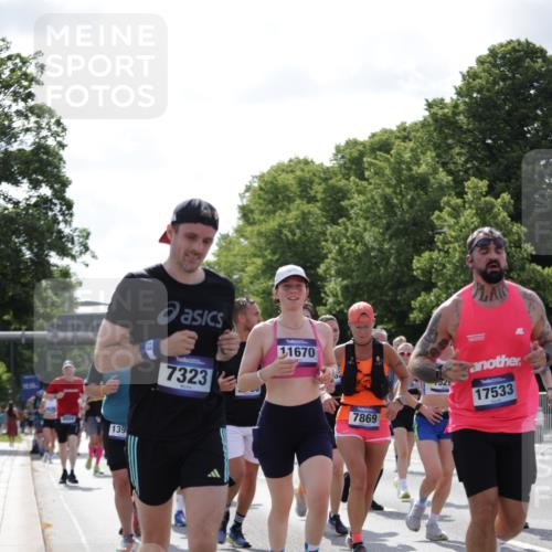 29.06.2025 - hella hamburg halbmarathon Jannik Wohlers http://msf.ph/oto/8274850 29.06.2025 10:02:02 Lombardsbrücke 1128, 1254, 1733, 2142, 2322, 2323, 2685, 2712, 3780, 3976, 4066, 5763, 6295, 6708, 6860, 7049, 7323, 7869, 8749, 9020, 9021, 9131, 9156, 9353, 9554, 10866, 11191, 11554, 11670, 11702, 11782, 11871, 12978, 13868, 13932, 14574, 14838, 15008, 15291, 16067, 16634, 17077, 17533, 17836, 17931, 17939, 18128, 18130, 18240, 18624, 19117, 19146, 19165, 19176 meine-sportfotos.de
