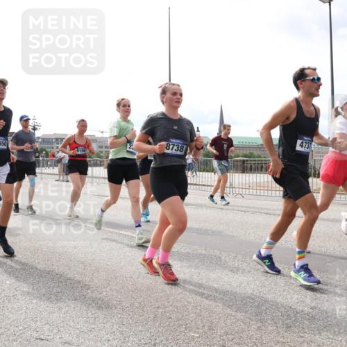 29.06.2025 - hella hamburg halbmarathon Lena Gebhardt http://msf.ph/oto/8274922 29.06.2025 10:20:13 Lombardsbrücke 115, 23, 10550, 9196, 8738, 4737, 1046, 1069, 1110, 1115, 1154, 1474, 2064, 2405, 2478, 2918, 3278, 3434, 3842, 4154, 4166, 4539, 4585, 4614, 4737, 4739, 5397, 5556, 5659, 5811, 5812, 5831, 5937, 6872, 6874, 6951, 7018, 7101, 7131, 7137, 7248, 7519, 7739, 7744, 7808, 7917, 8025, 8146, 8387, 8427, 8462, 8588, 8738, 9136, 9196, 9722, 9735, 9873, 10041, 10349, 10414, 10550, 10594, 10595, 10613, 10622, 10647, 10701, 10754, 11028, 11036, 11603, 11835 meine-sportfotos.de