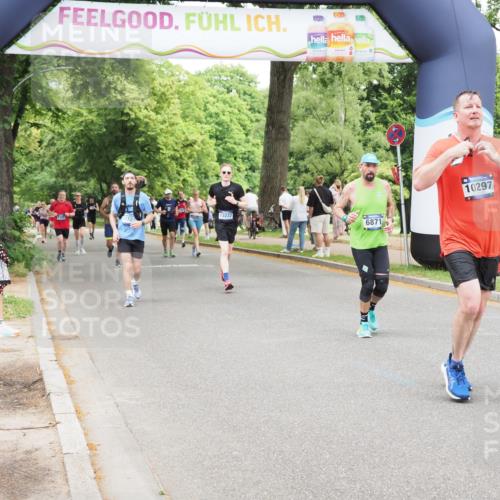 29.06.2025 - hella hamburg halbmarathon MichiJ http://msf.ph/oto/8274927 29.06.2025 10:56:41 Zwischen KM18-KM19 1745, 1766, 1830, 1850, 2359, 5191, 6664, 6871, 10297, 11525, 12457, 13237, 15772, 18343 meine-sportfotos.de