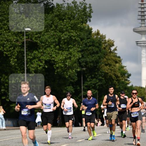 29.06.2025 - hella hamburg halbmarathon Dr. Thomas Lammeyer http://msf.ph/oto/8274975 29.06.2025 09:52:52 Kennedybrücke 1600, 1603, 2044, 2707, 2745, 2750, 2797, 2849, 2980, 3014, 3116, 4148, 4766, 5050, 5124, 5648, 6037, 6149, 6771, 7035, 7109, 7229, 8358, 8465, 9686, 9914, 10369, 11177 meine-sportfotos.de