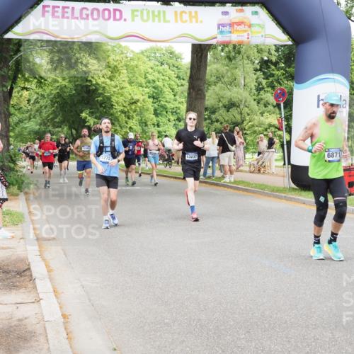 29.06.2025 - hella hamburg halbmarathon MichiJ http://msf.ph/oto/8275013 29.06.2025 10:56:42 Zwischen KM18-KM19 1745, 1766, 1830, 2359, 6664, 6871, 10297, 12457, 13237, 15772, 18343 meine-sportfotos.de