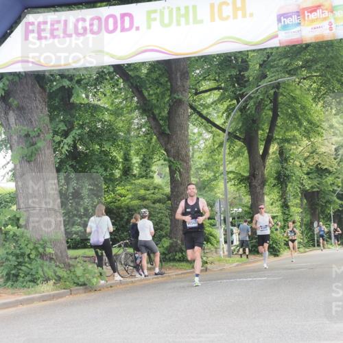 29.06.2025 - hella hamburg halbmarathon KatJ http://msf.ph/oto/8275024 29.06.2025 10:09:44 Zwischen KM18-KM19  meine-sportfotos.de