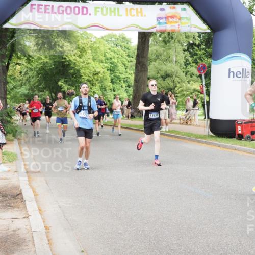 29.06.2025 - hella hamburg halbmarathon MichiJ http://msf.ph/oto/8275072 29.06.2025 10:56:42 Zwischen KM18-KM19 1745, 1766, 1830, 2359, 6664, 6871, 10297, 12457, 13237, 15772, 18343 meine-sportfotos.de