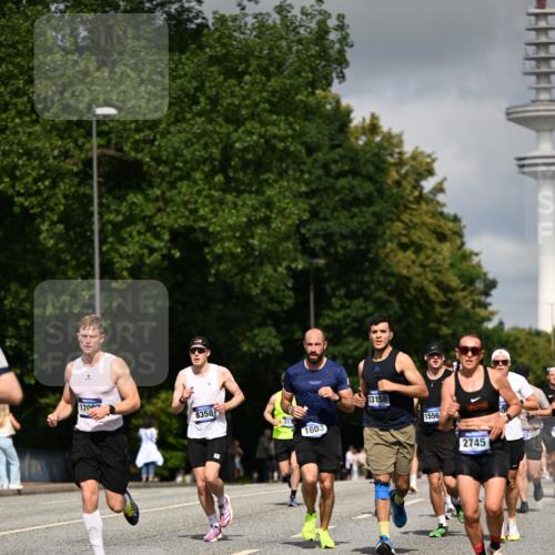 29.06.2025 - hella hamburg halbmarathon Dr. Thomas Lammeyer http://msf.ph/oto/8275386 29.06.2025 09:52:54 Kennedybrücke 1603, 2044, 2707, 2745, 2750, 2797, 2849, 2980, 3014, 3116, 3136, 4148, 4766, 5050, 5124, 5648, 6149, 6771, 7035, 7109, 7229, 8358, 8465, 9686, 9914, 10369, 11177 meine-sportfotos.de