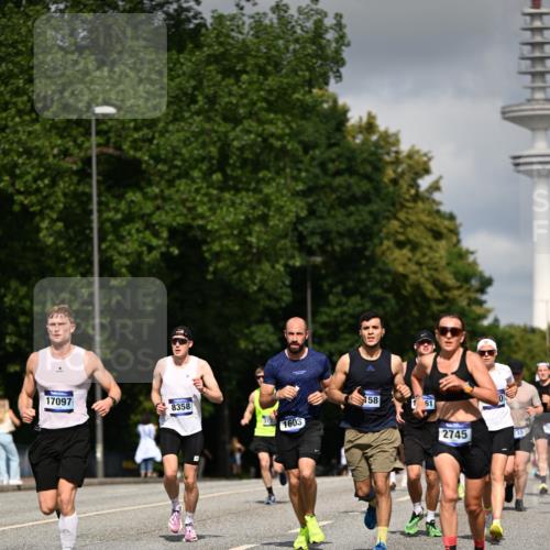 29.06.2025 - hella hamburg halbmarathon Dr. Thomas Lammeyer http://msf.ph/oto/8275465 29.06.2025 09:52:54 Kennedybrücke 1603, 2044, 2707, 2745, 2750, 2797, 2849, 2980, 3014, 3116, 3136, 4148, 4766, 5050, 5124, 5648, 6149, 6771, 7035, 7109, 7229, 8358, 8465, 9686, 9914, 10369, 11177 meine-sportfotos.de