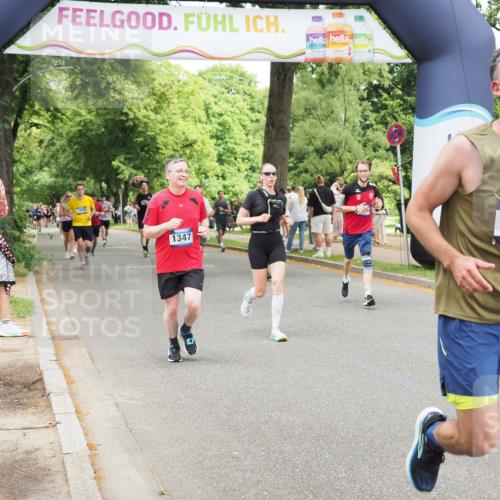 29.06.2025 - hella hamburg halbmarathon MichiJ http://msf.ph/oto/8275469 29.06.2025 10:56:47 Zwischen KM18-KM19 1347, 6871, 11595, 12658, 13237, 13818, 15037, 15038, 15772 meine-sportfotos.de