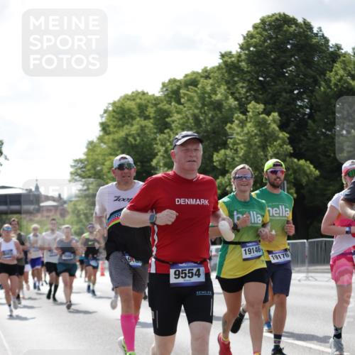 29.06.2025 - hella hamburg halbmarathon Jannik Wohlers http://msf.ph/oto/8275612 29.06.2025 10:02:08 Lombardsbrücke 1128, 1254, 1702, 1733, 2685, 2712, 2819, 3225, 3780, 3976, 4066, 6708, 6860, 7049, 7323, 7869, 7888, 8003, 8364, 8662, 8749, 9131, 9554, 9986, 10295, 10539, 10866, 11191, 11515, 11670, 11702, 11782, 12978, 13488, 13491, 13868, 13932, 14732, 14838, 15008, 15291, 15394, 15834, 15993, 16067, 17077, 17533, 17836, 17931, 17939, 18128, 18240, 18624, 19117, 19146, 19165, 19173, 19176 meine-sportfotos.de