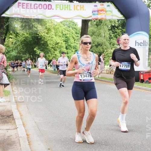 29.06.2025 - hella hamburg halbmarathon MichiJ http://msf.ph/oto/8275924 29.06.2025 10:56:55 Zwischen KM18-KM19 1347, 4904, 9338, 11542, 12658, 13475, 13818, 14540, 15037, 15663, 16255, 16826, 17708, 17806 meine-sportfotos.de