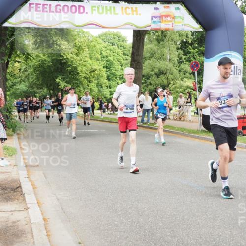 29.06.2025 - hella hamburg halbmarathon MichiJ http://msf.ph/oto/8276062 29.06.2025 10:56:58 Zwischen KM18-KM19 9338, 9663, 10700, 13475, 14540, 16255, 16826, 17708, 17806 meine-sportfotos.de
