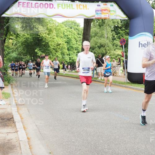 29.06.2025 - hella hamburg halbmarathon MichiJ http://msf.ph/oto/8276101 29.06.2025 10:56:58 Zwischen KM18-KM19 9338, 9663, 10700, 13475, 14540, 16255, 16826, 17708, 17806 meine-sportfotos.de