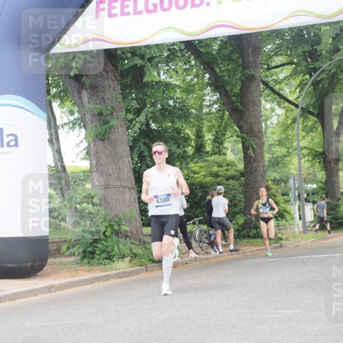 29.06.2025 - hella hamburg halbmarathon KatJ http://msf.ph/oto/8276175 29.06.2025 10:09:48 Zwischen KM18-KM19  meine-sportfotos.de