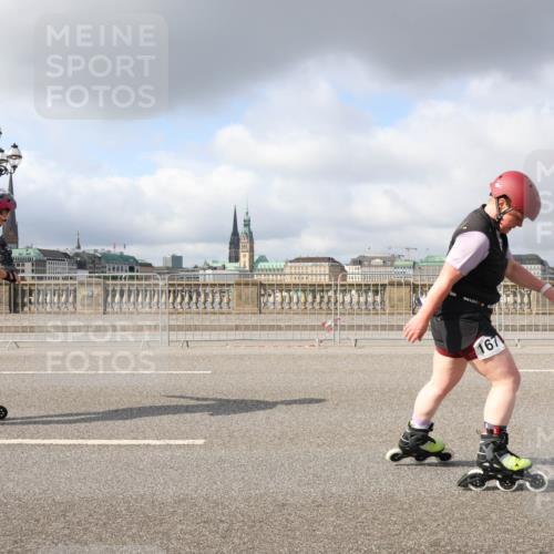 29.06.2025 - hella hamburg halbmarathon Lena Gebhardt http://msf.ph/oto/8276187 29.06.2025 09:05:00 Lombardsbrücke  meine-sportfotos.de