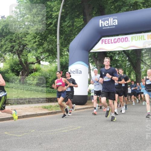 29.06.2025 - hella hamburg halbmarathon KatJ http://msf.ph/oto/8276201 29.06.2025 10:40:18 Zwischen KM18-KM19 1151, 1258, 3952, 4029, 5907, 6481, 8361 meine-sportfotos.de