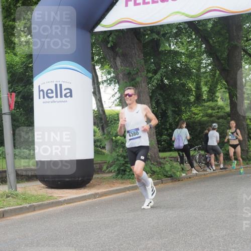 29.06.2025 - hella hamburg halbmarathon KatJ http://msf.ph/oto/8276224 29.06.2025 10:09:48 Zwischen KM18-KM19  meine-sportfotos.de