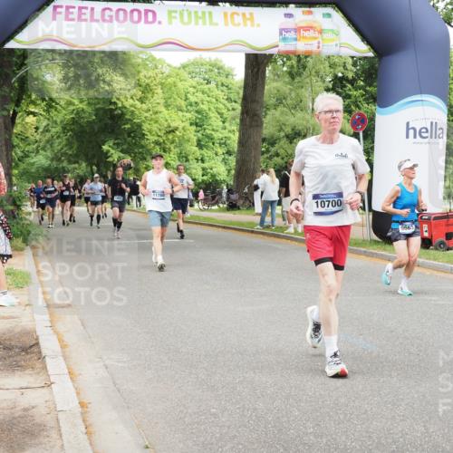 29.06.2025 - hella hamburg halbmarathon MichiJ http://msf.ph/oto/8276299 29.06.2025 10:56:59 Zwischen KM18-KM19 9338, 9663, 10700, 11780, 13475, 14540, 16255, 17708, 17806 meine-sportfotos.de