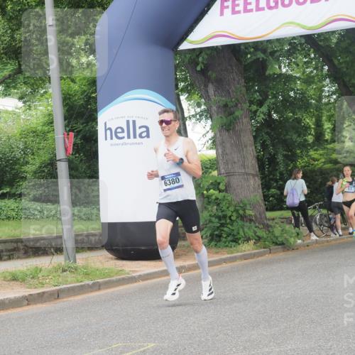 29.06.2025 - hella hamburg halbmarathon KatJ http://msf.ph/oto/8276370 29.06.2025 10:09:49 Zwischen KM18-KM19 6380 meine-sportfotos.de