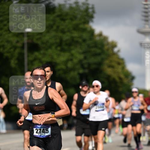 29.06.2025 - hella hamburg halbmarathon Dr. Thomas Lammeyer http://msf.ph/oto/8276533 29.06.2025 09:52:57 Kennedybrücke 1603, 2044, 2707, 2745, 2750, 2849, 2980, 3014, 3116, 3136, 4148, 4766, 5050, 5124, 5648, 6149, 6771, 7035, 7109, 7229, 8358, 8465, 9686, 9914, 11177 meine-sportfotos.de