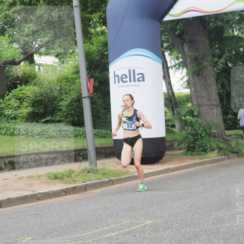 29.06.2025 - hella hamburg halbmarathon KatJ http://msf.ph/oto/8276630 29.06.2025 10:09:51 Zwischen KM18-KM19 53, 6380 meine-sportfotos.de