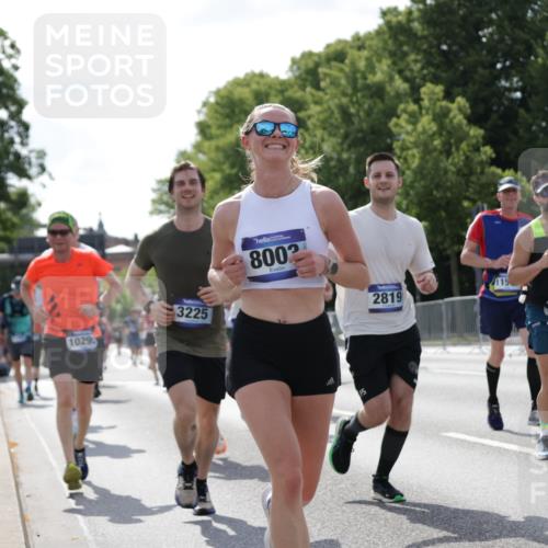 29.06.2025 - hella hamburg halbmarathon Jannik Wohlers http://msf.ph/oto/8276869 29.06.2025 10:02:14 Lombardsbrücke 1702, 1733, 2685, 2712, 2819, 3225, 3780, 3919, 3976, 4066, 5734, 6752, 6860, 7049, 7869, 7888, 8003, 8364, 8624, 8662, 8749, 9006, 9131, 9554, 9986, 10128, 10295, 10539, 11250, 11515, 11670, 11702, 11782, 11968, 12978, 13184, 13488, 13491, 13932, 14732, 15291, 15394, 15834, 15993, 16654, 17077, 17757, 17836, 17931, 17939, 18624, 19117, 19146, 19165, 19173, 19176 meine-sportfotos.de